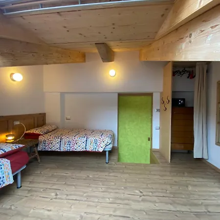 Апартаменты Chalet Dei Reparti - Maggiore Бормио